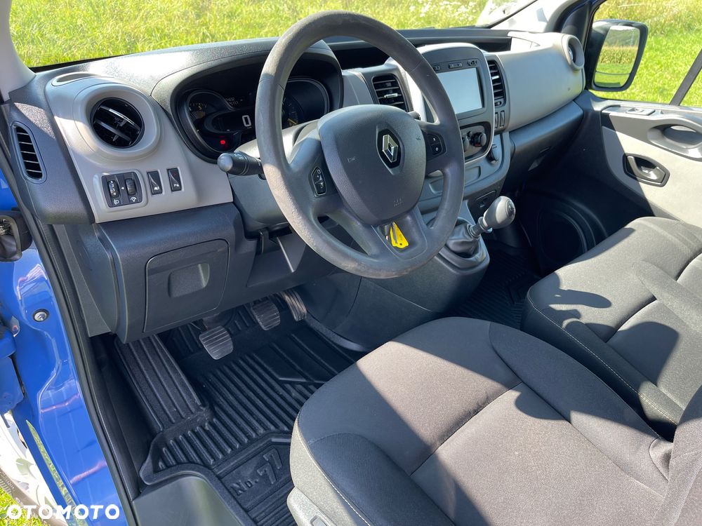 Renault Trafic - 19