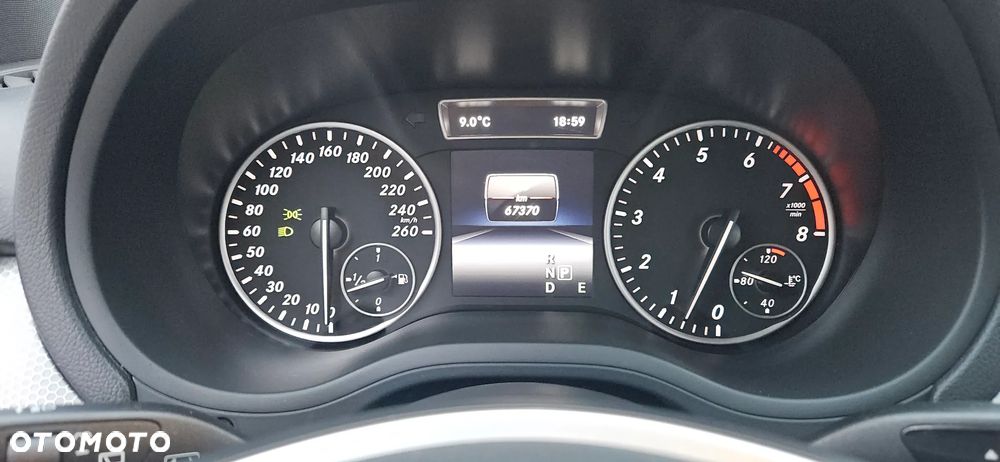 Mercedes-Benz Klasa B 200 (BlueEFFICIENCY) 7G-DCT - 27