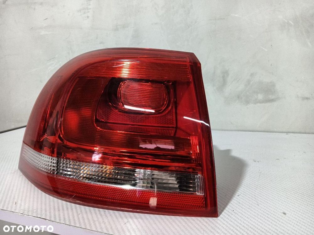 LAMPA TYŁ TYLNA LEWA VW TOUAREG 7P 7P6945095 - 3