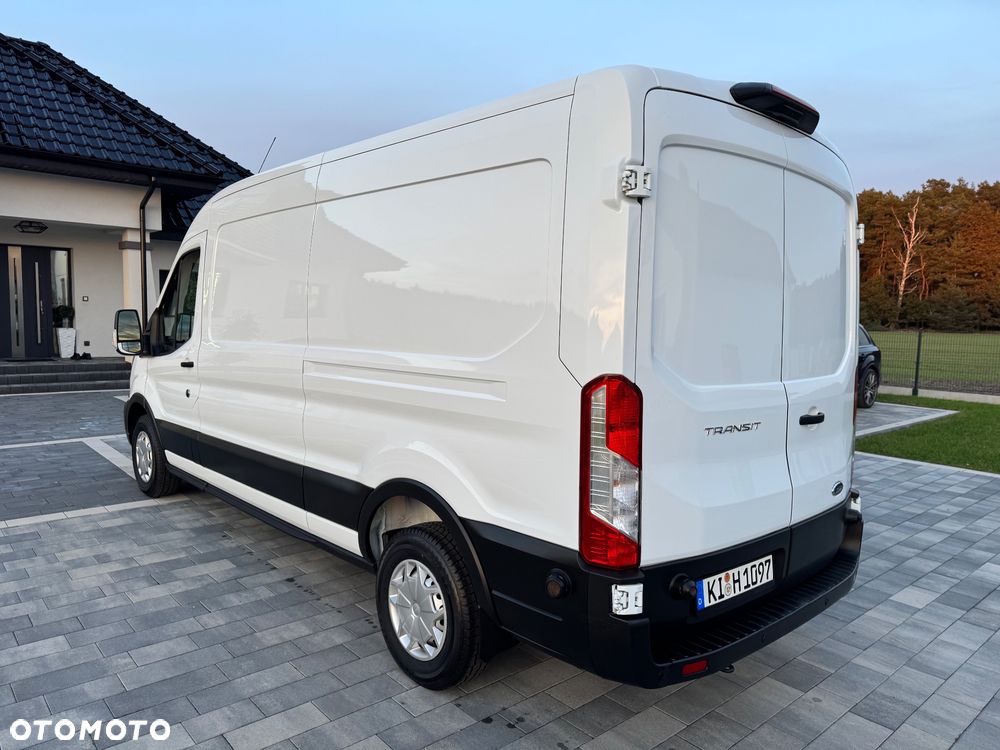 Ford Transit - 12