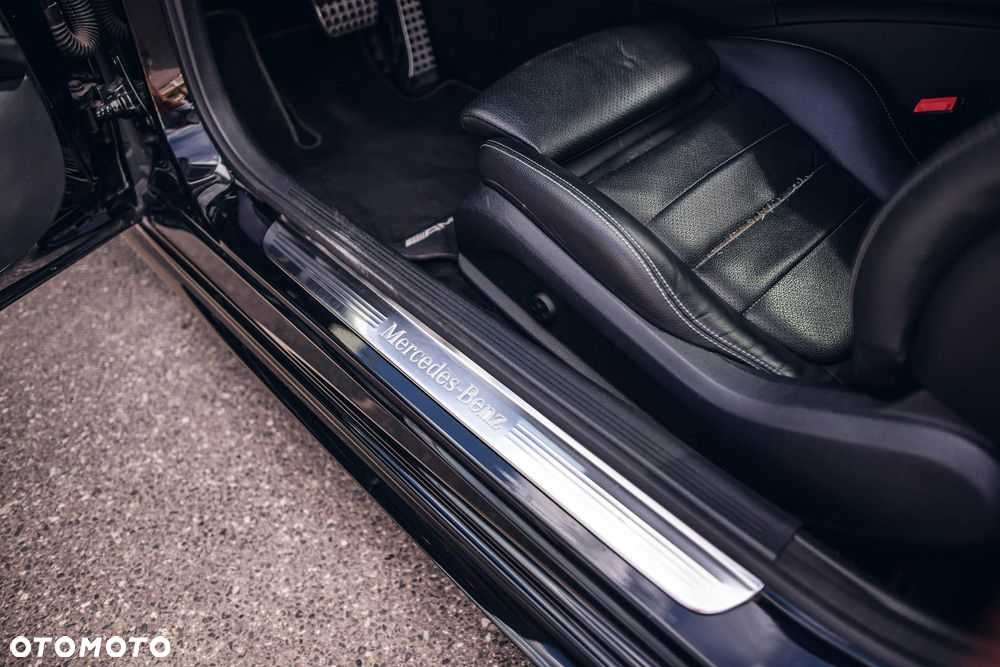 Mercedes-Benz Klasa C 300 Coupe 9G-TRONIC AMG Line - 28