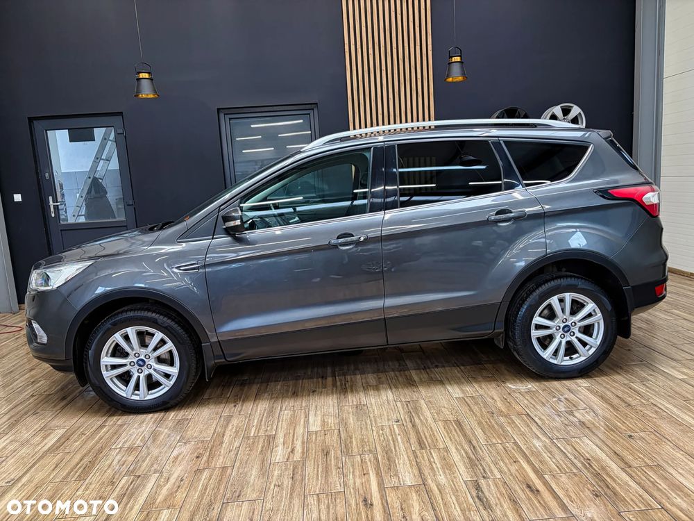 Ford Kuga 2.0 TDCi 2x4 Titanium - 11