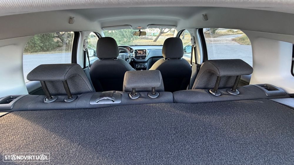 Peugeot 2008 1.2 PureTech Style - 23