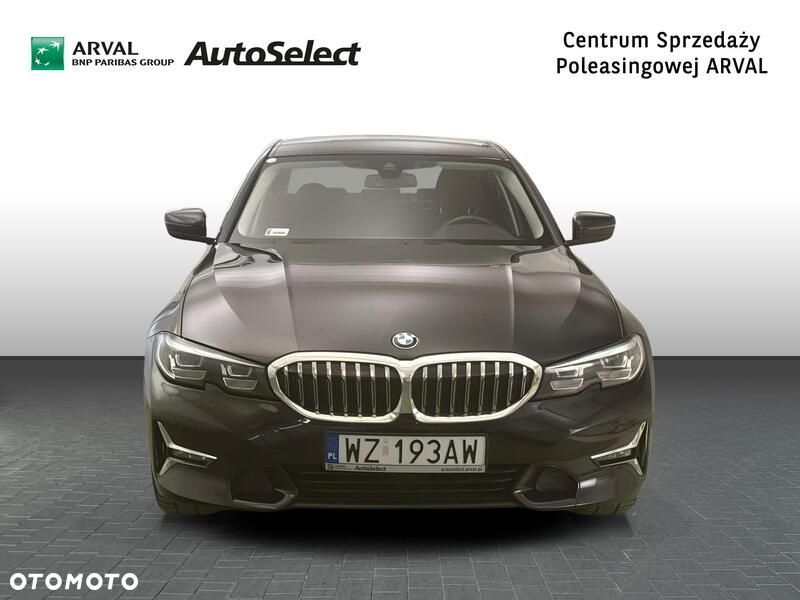 BMW Seria 3 318i - 9