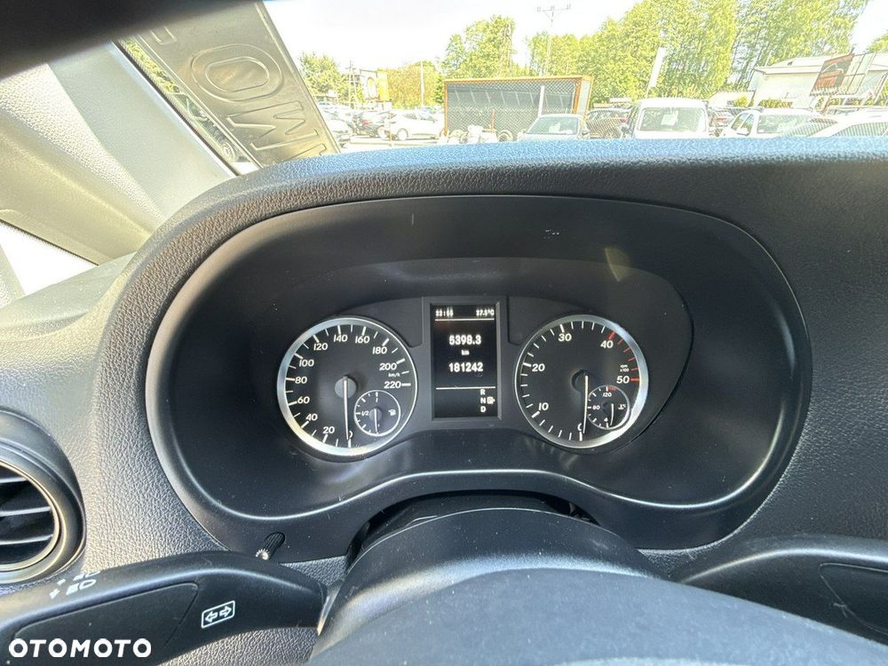 Mercedes-Benz Vito - 20