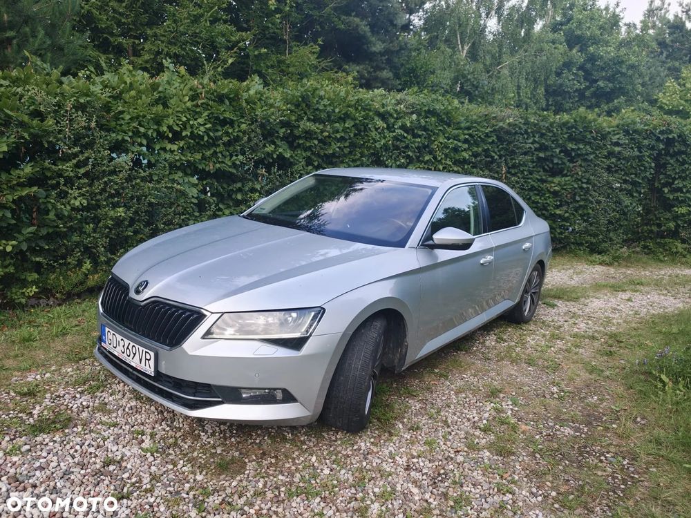 Skoda Superb 2.0 TDI Ambition - 1
