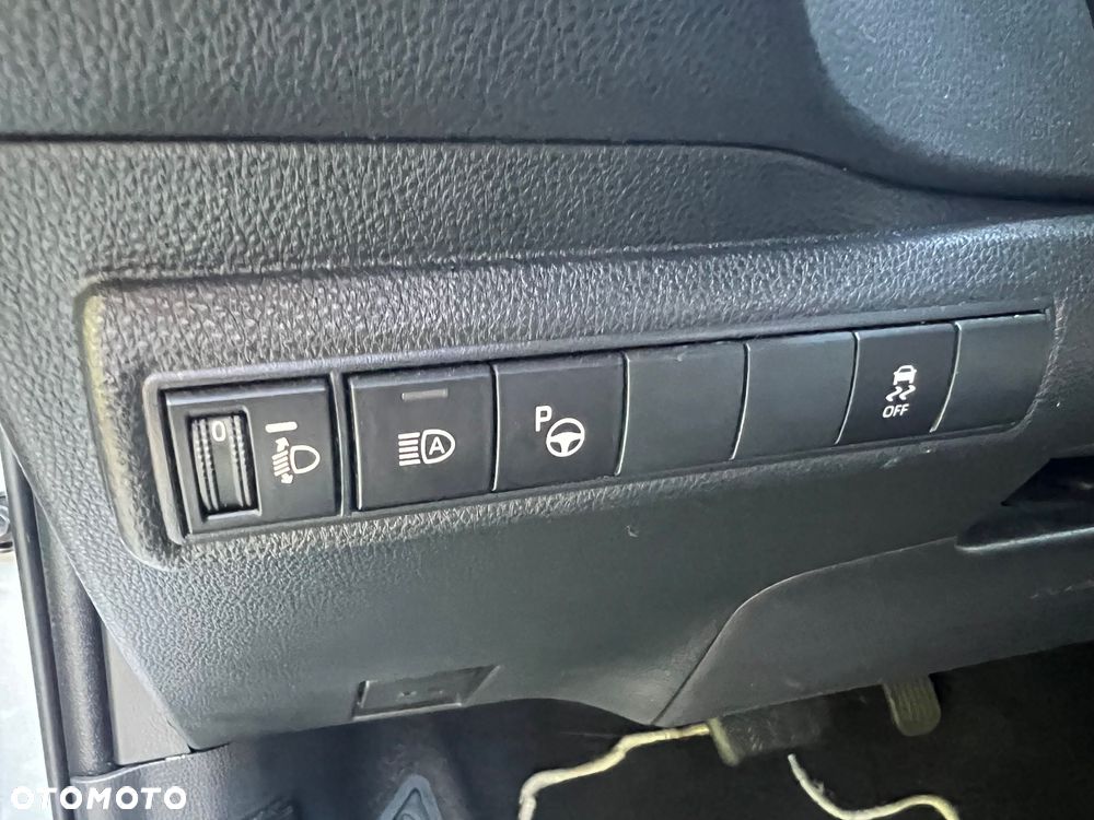 Toyota Corolla 1.8 Hybrid GPF Comfort - 16