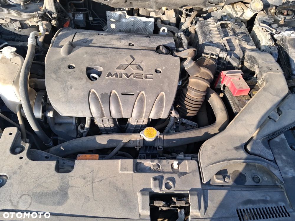 Mitsubishi Lancer 1.8 Inform - 16