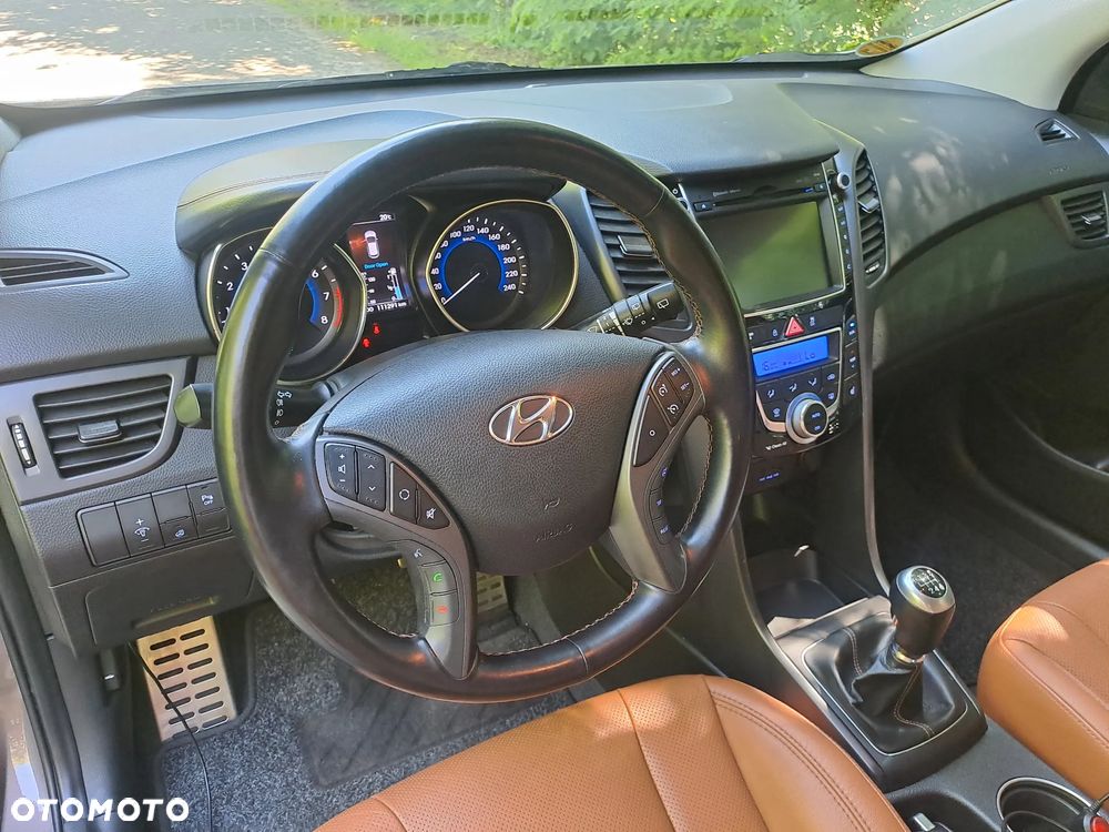 Hyundai i30 1.6 GDI Premium - 22