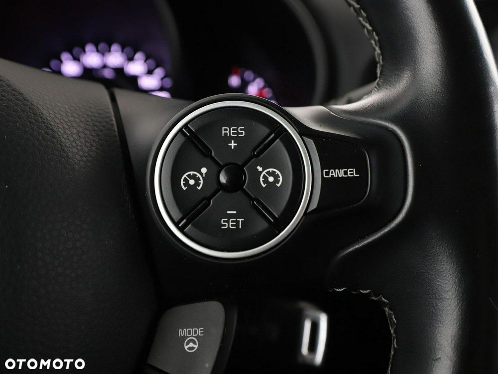 Kia Soul 1.6 GDI Dream Team Edition - 32