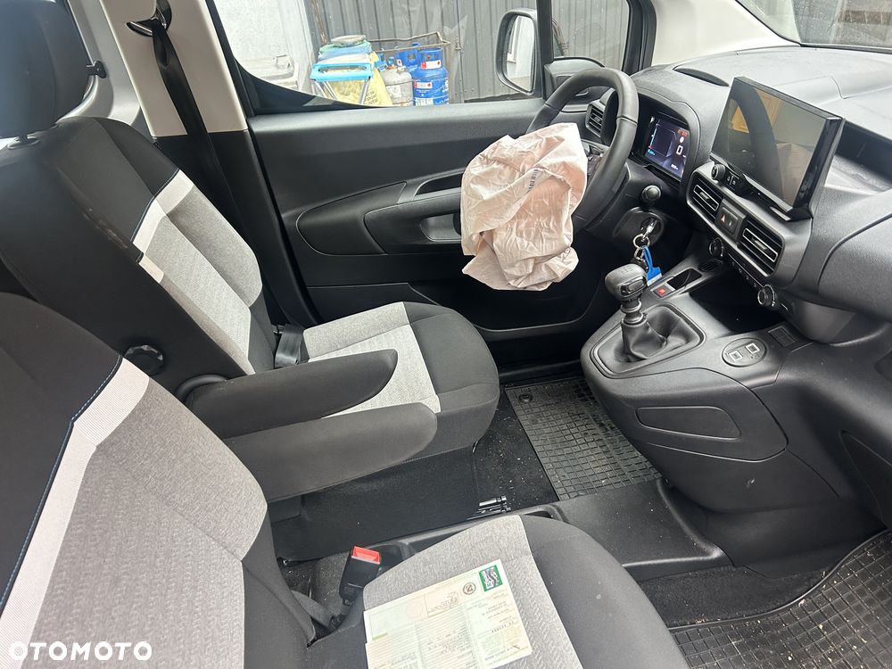 Citroën Berlingo M 1.2 PureTech Feel S&S - 12