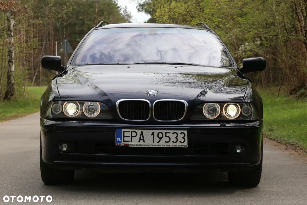BMW Seria 5 530i Touring Edition Sport - 9