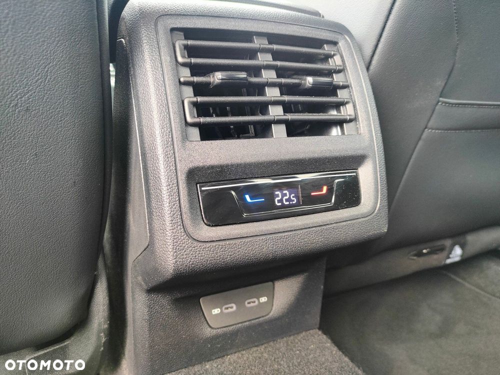 Volkswagen Golf - 15