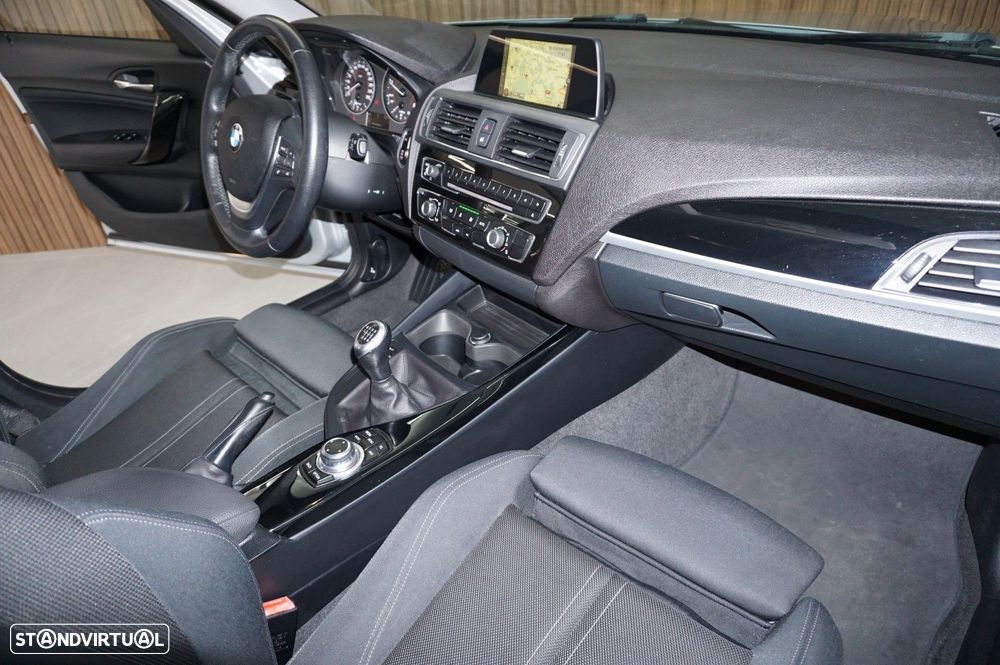 BMW 116 d Line Sport - 9