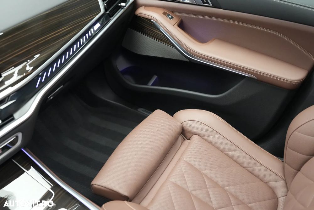 BMW X5 M M60i xDrive - 27