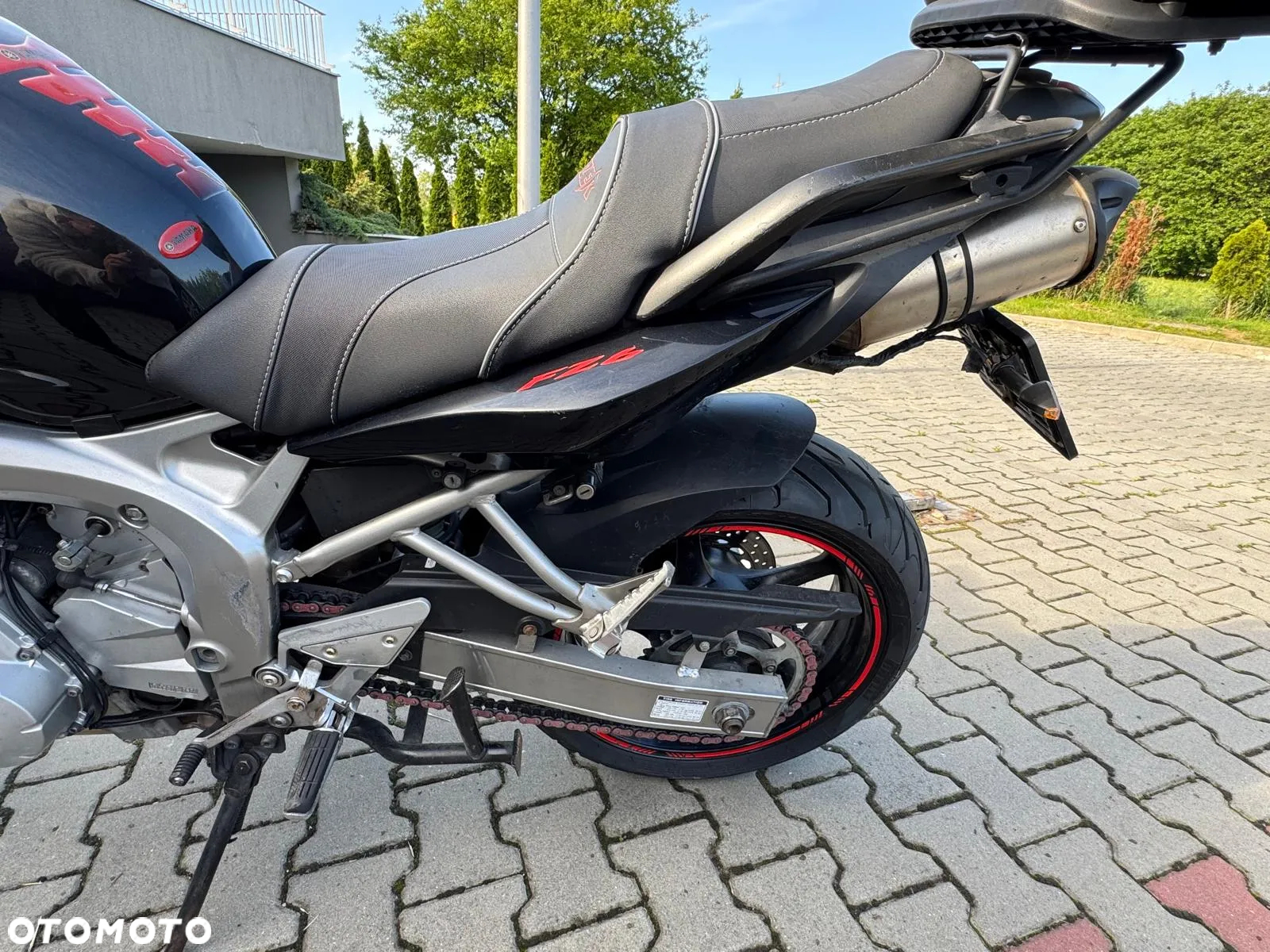 Yamaha FZ6 - 3