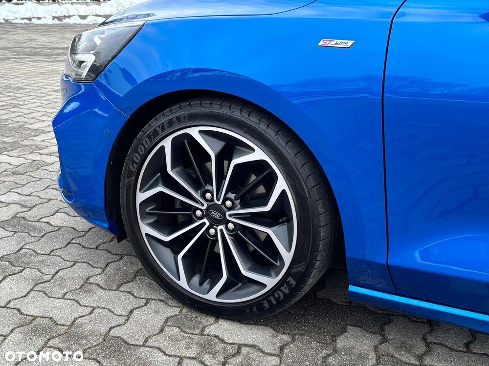 Ford Focus 1.0 EcoBoost Start-Stopp-System ST-LINE DESIGN - 28