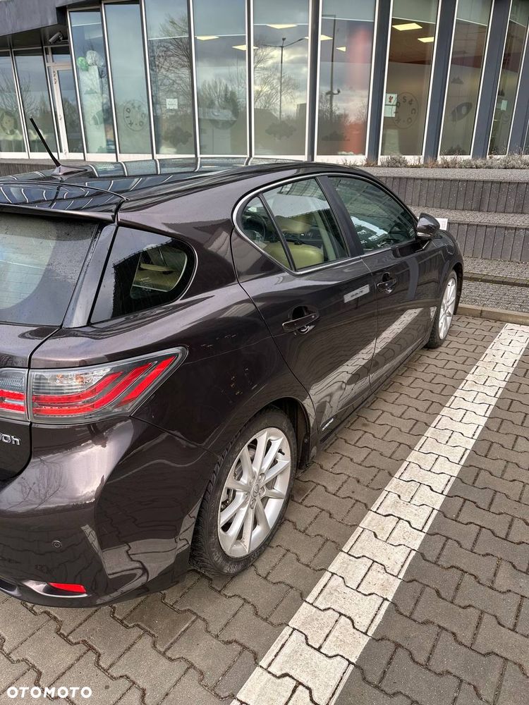 Lexus CT ver-200h-elegance - 4