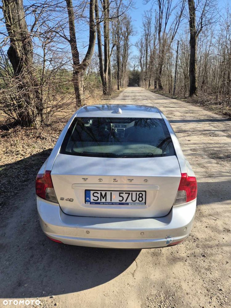 Volvo S40 2.0D - 4