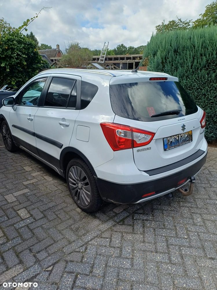 Suzuki SX4 S-Cross 1.6 Premium - 1