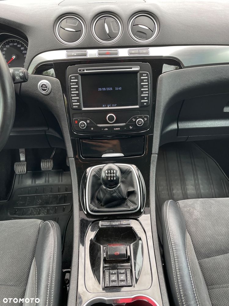 Ford S-Max 2.0 TDCi DPF Titanium X - 17