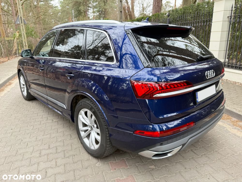 Audi Q7 - 7
