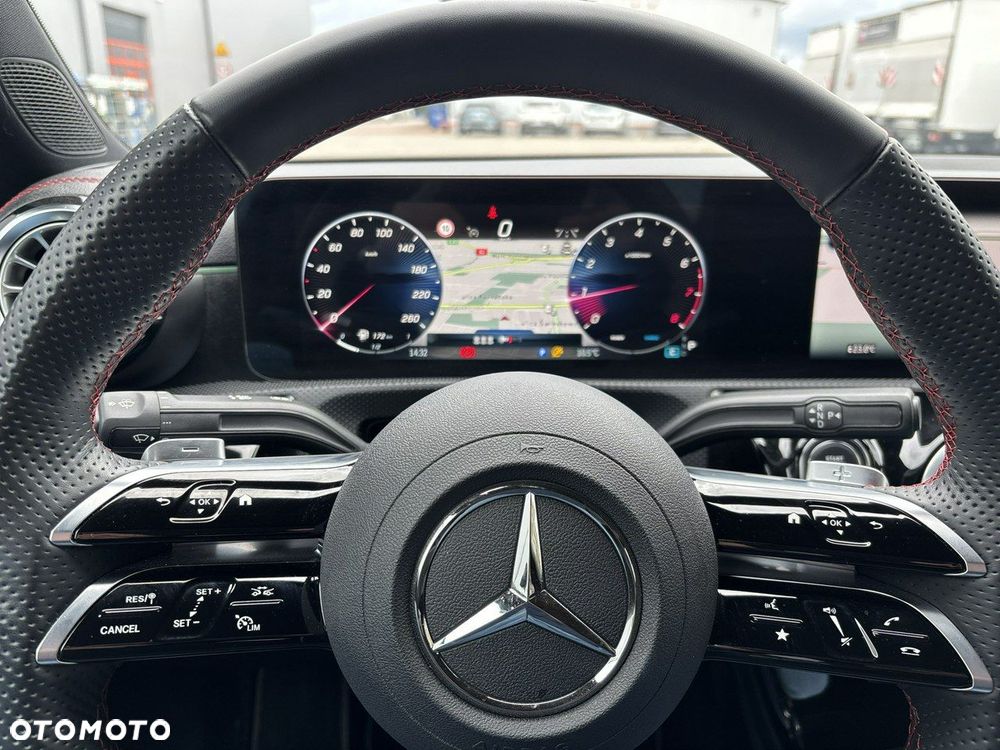 Mercedes-Benz CLA - 20