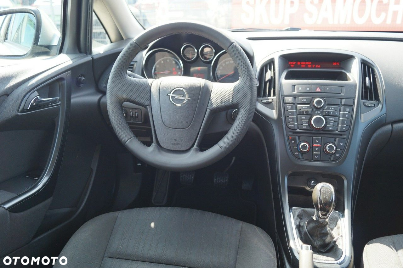 Opel Astra - 17
