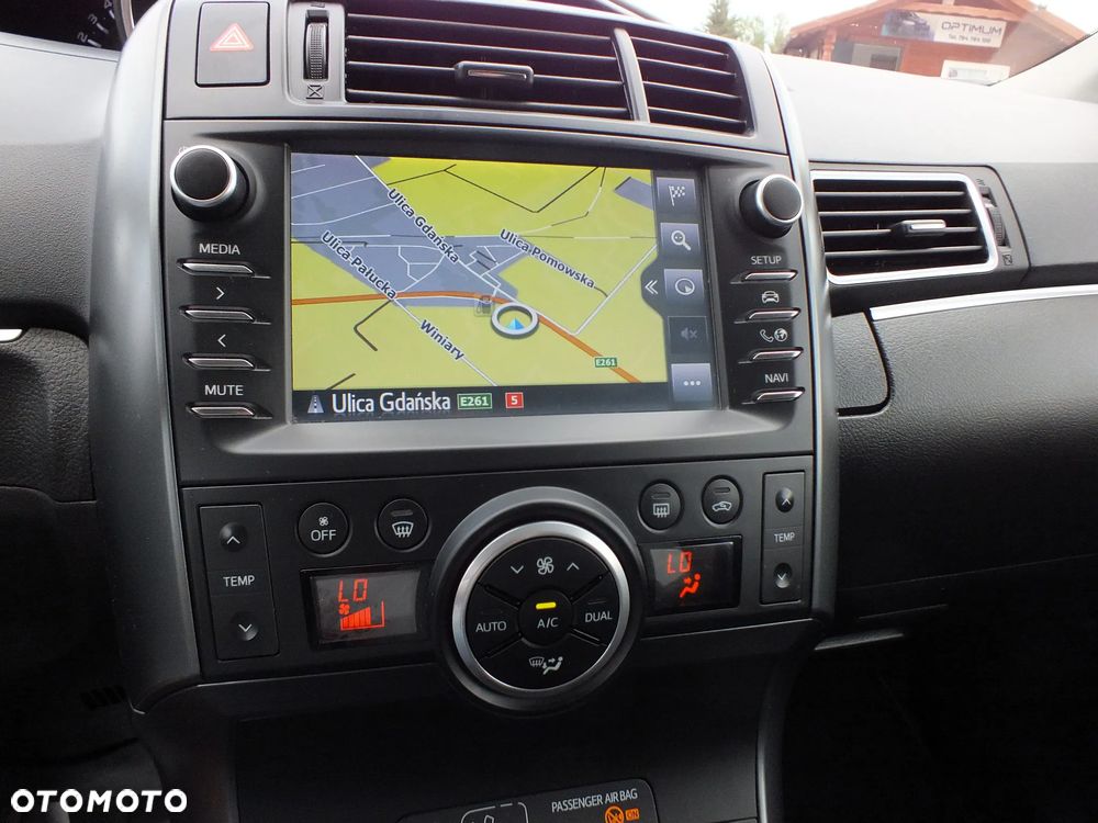 Toyota Verso 1.8 Executive - 10