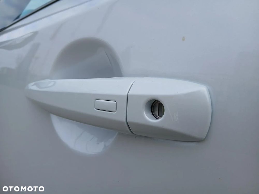 Nissan Qashqai - 12