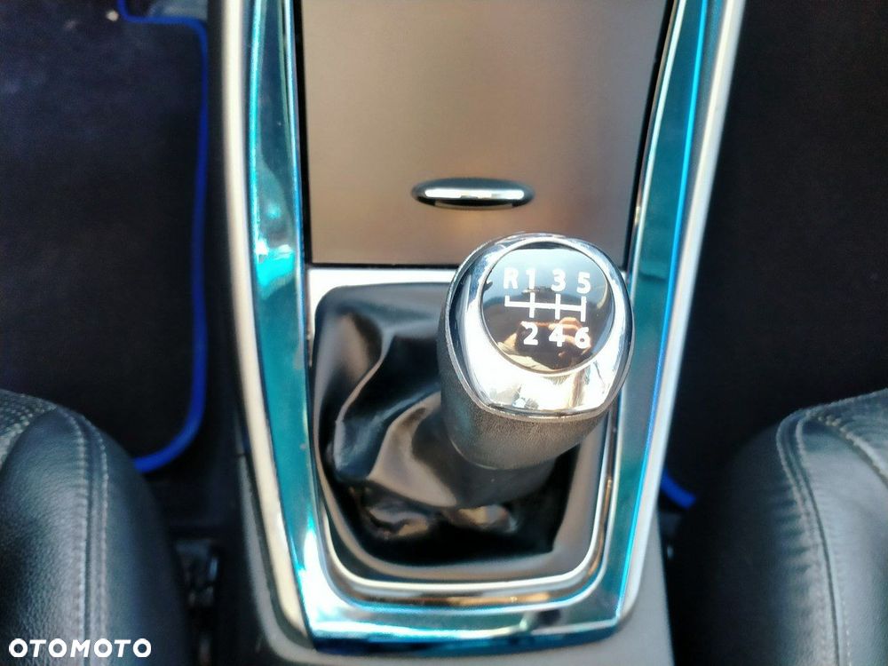 Hyundai Elantra - 20