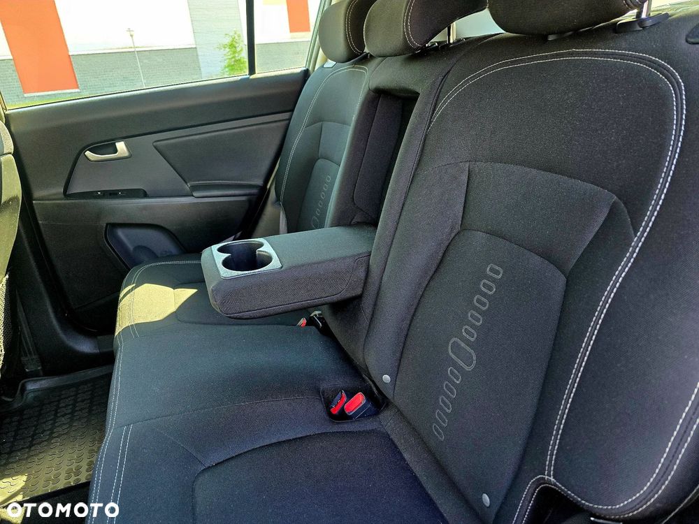 Kia Sportage 1.7 CRDI L 2WD - 13