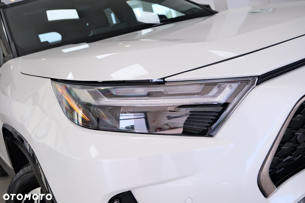 Toyota RAV4 - 5