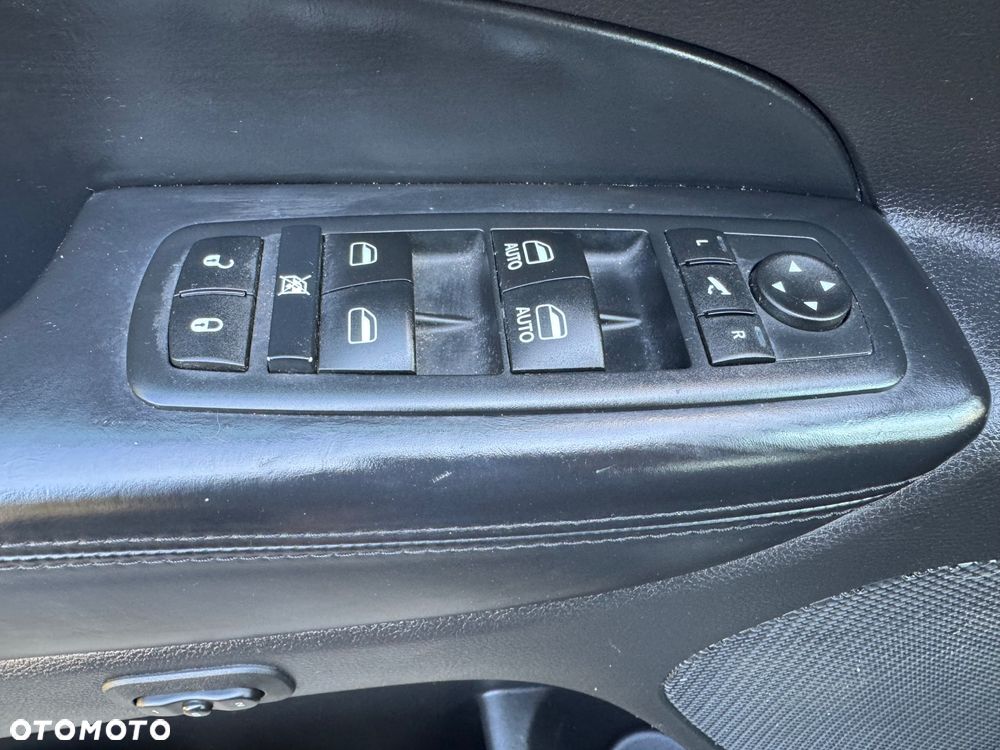 Jeep Grand Cherokee 3.6 V6 Overland - 29