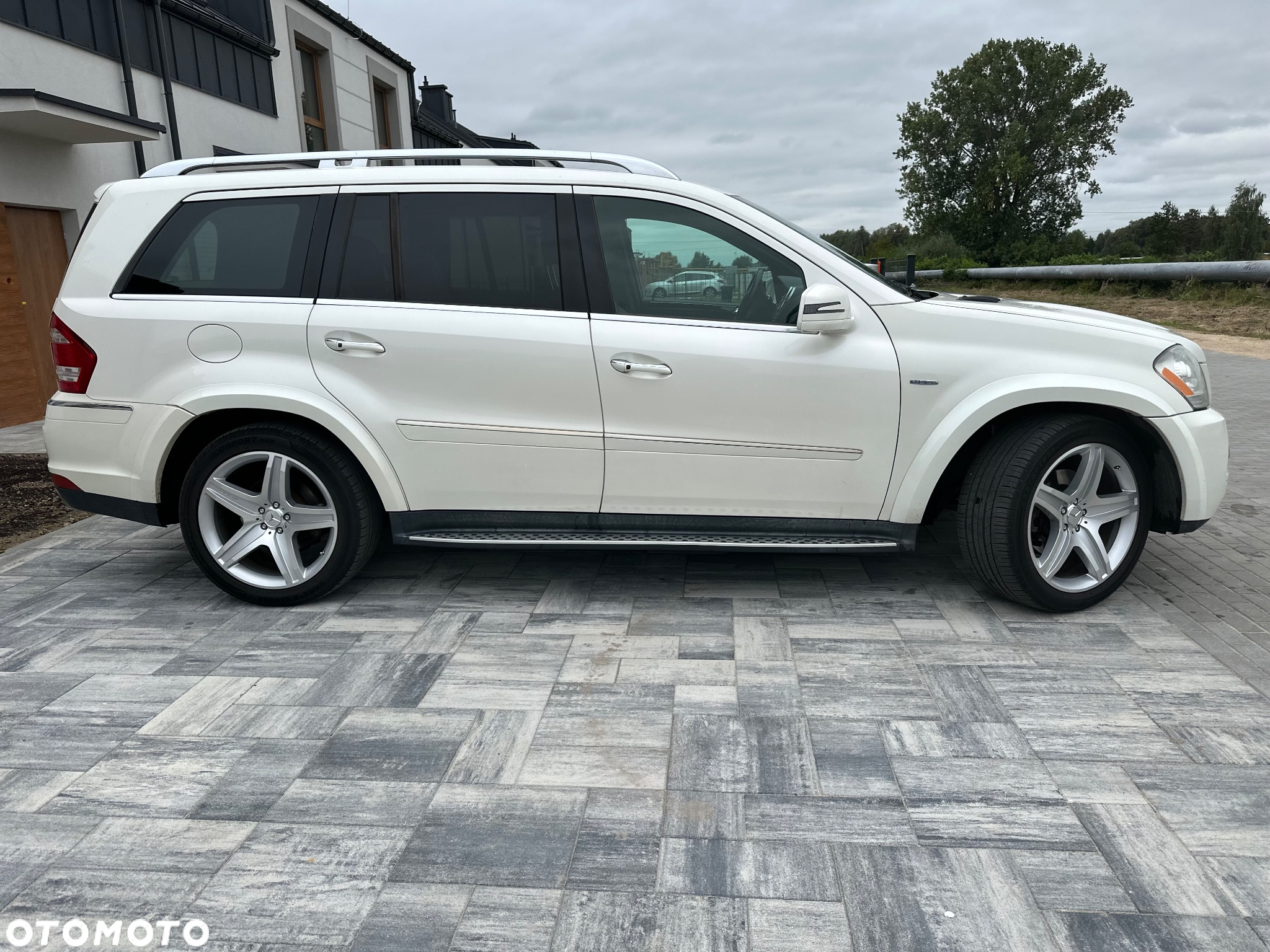 Mercedes-Benz GL 350 CDI DPF 4Matic BlueEFFICIENCY 7G-TRONIC - 2