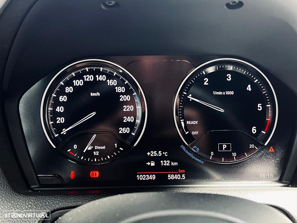 BMW 116 d Pack M Auto - 25