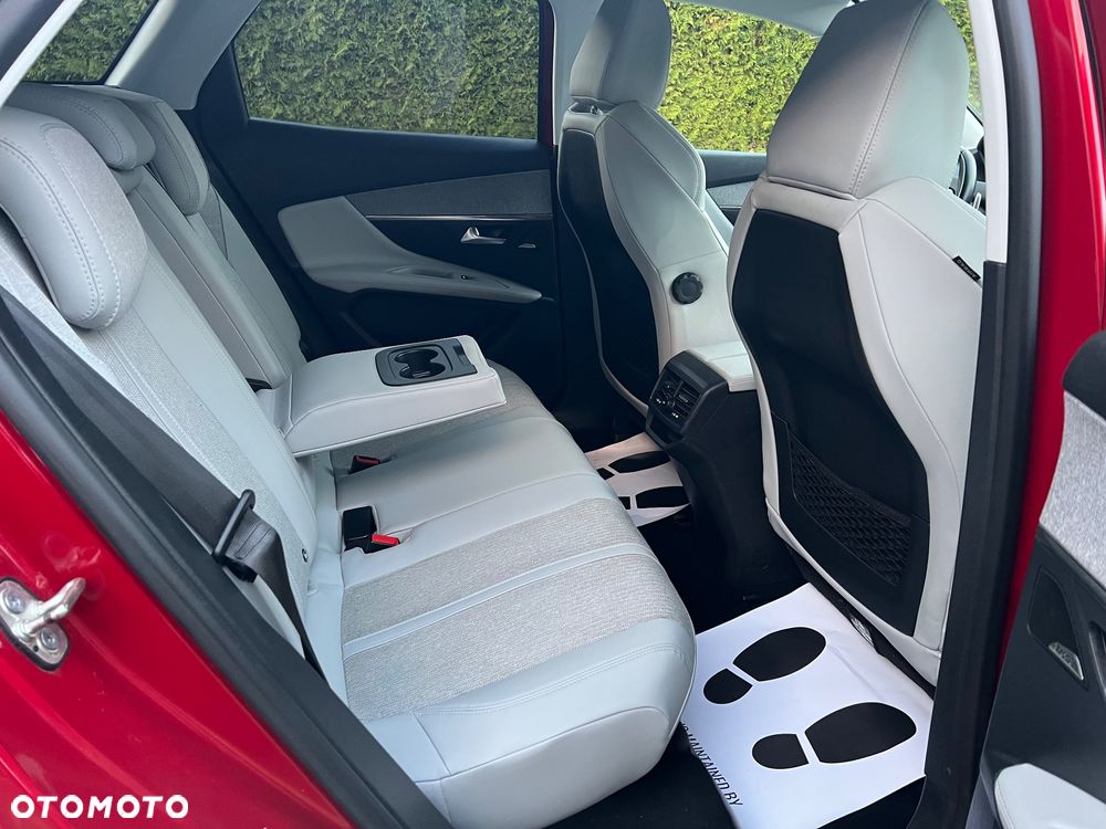 Peugeot 3008 BlueHDi 130 Stop & Start EAT8 Allure Pack - 24