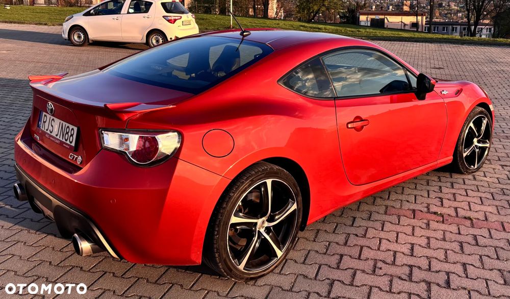 Toyota GT86 2.0 Premium - 4