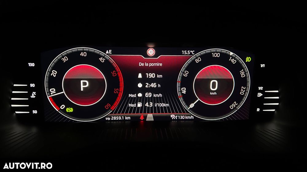 Skoda Superb 2.0 TDI DSG Premium Edition - 13