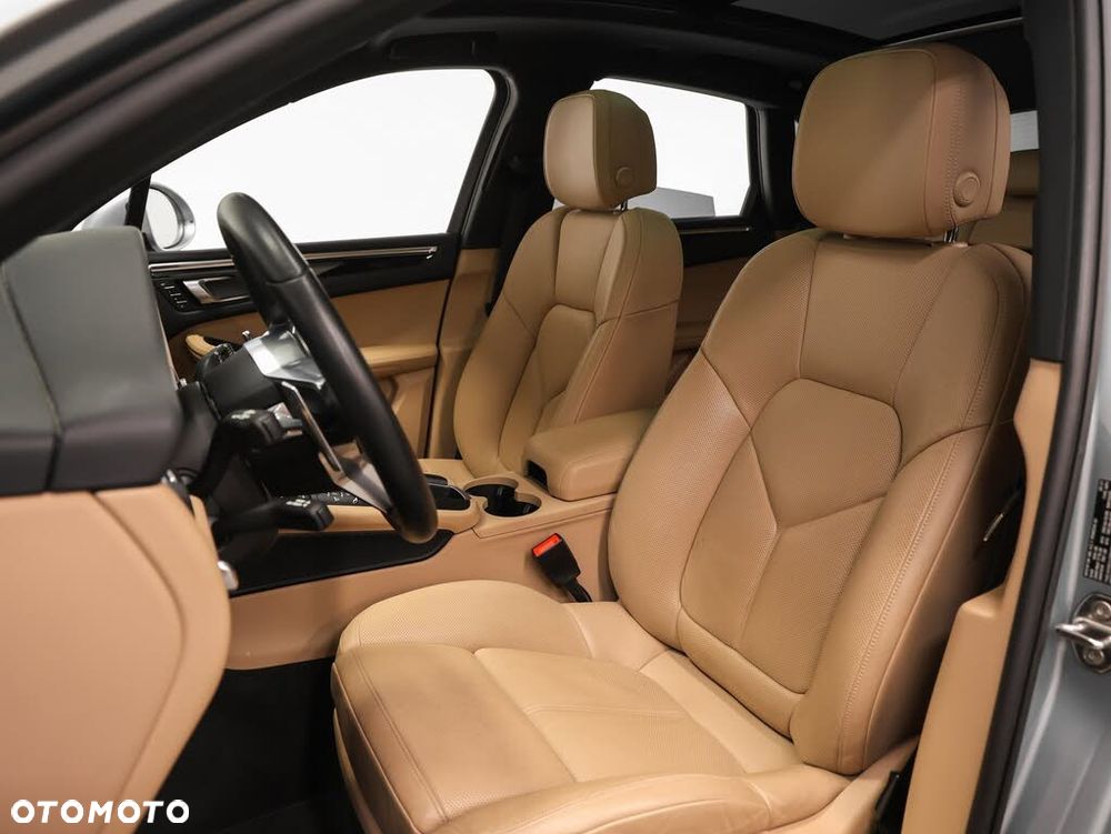Porsche Macan PDK - 11