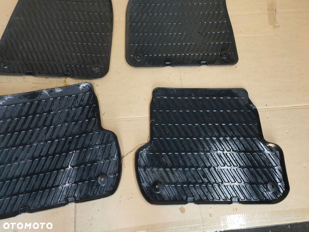 komplet dywaników gumowych audi a4 8e1061501 orginał czarne - 4