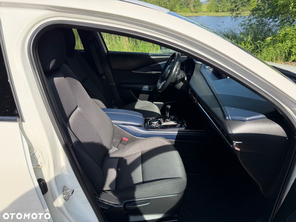 Mazda CX-30 SKYACTIV-G 2.0 M-Hybrid AWD SELECTION - 11