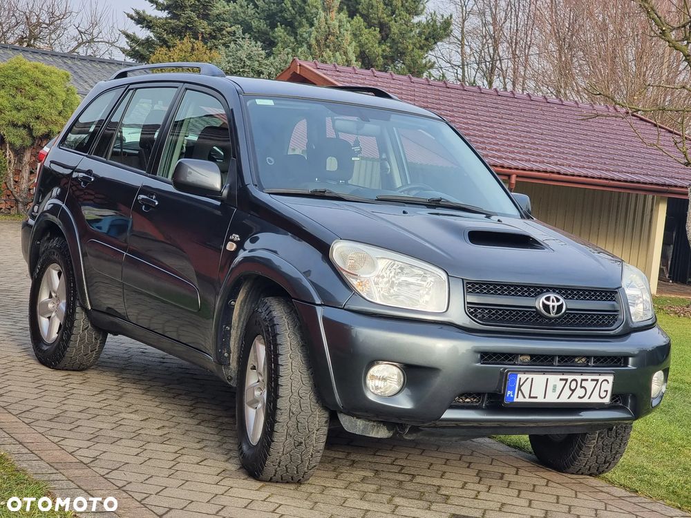 Toyota RAV4 D-4D 4x4 - 2