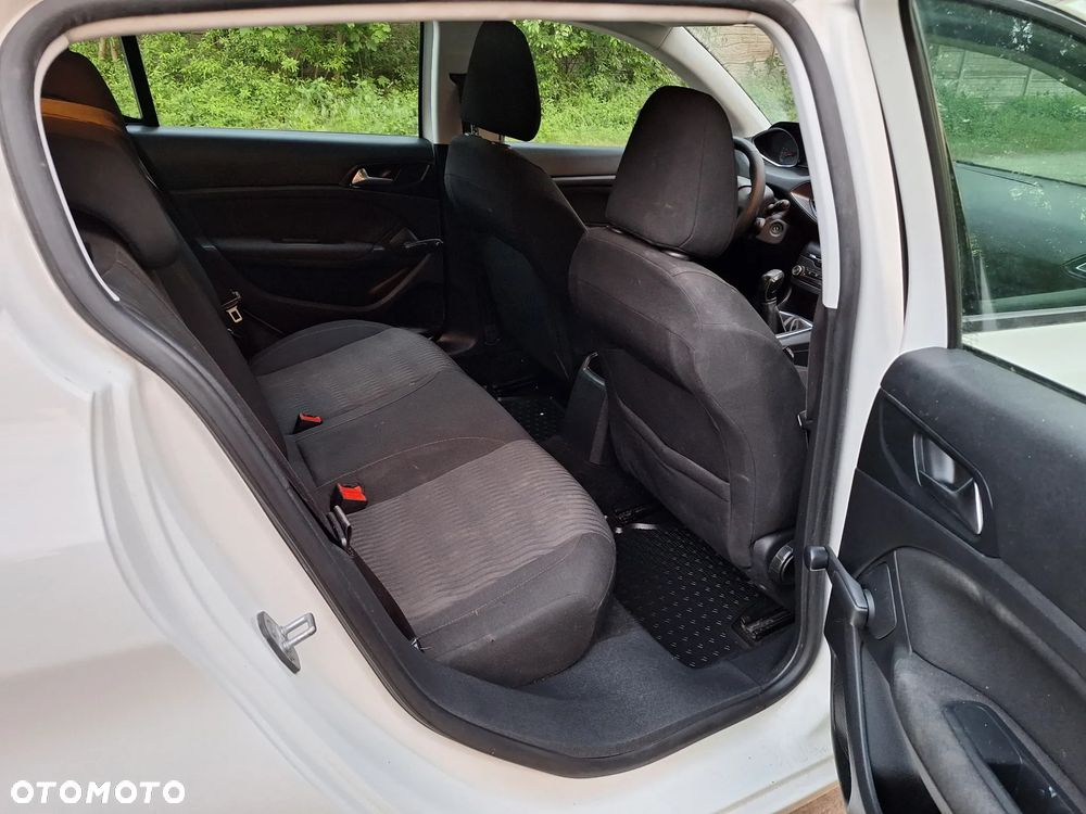 Peugeot 308 - 13