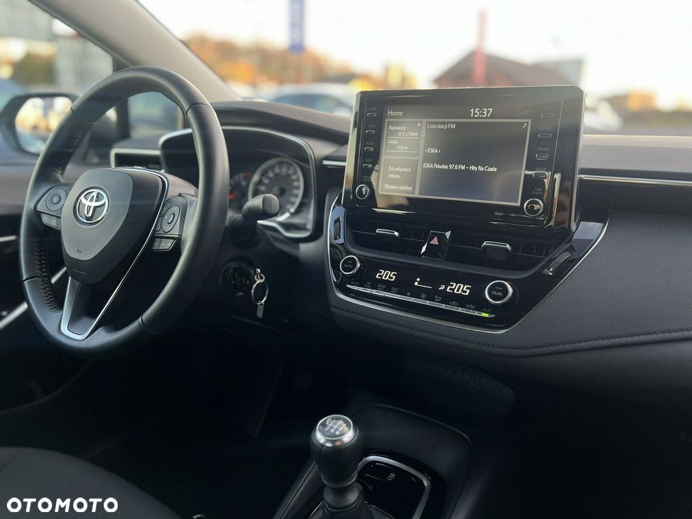 Toyota Corolla 1.6 Comfort - 26