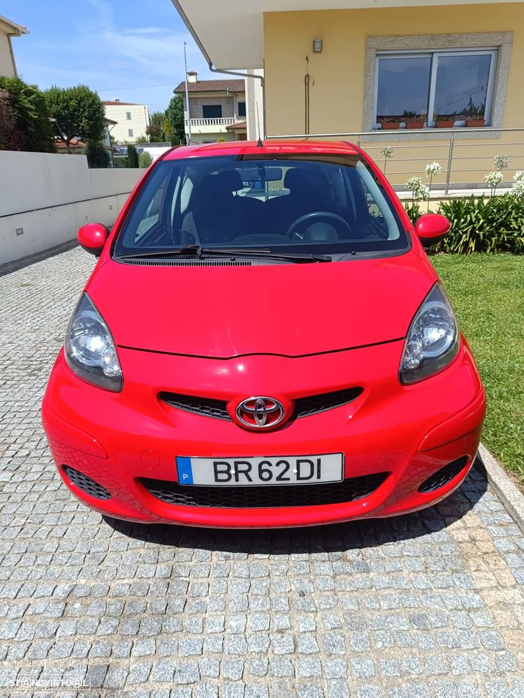 Toyota Aygo Standard - 1