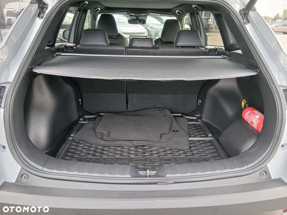 Toyota Corolla Cross 2.0 Hybrid Executive - 8