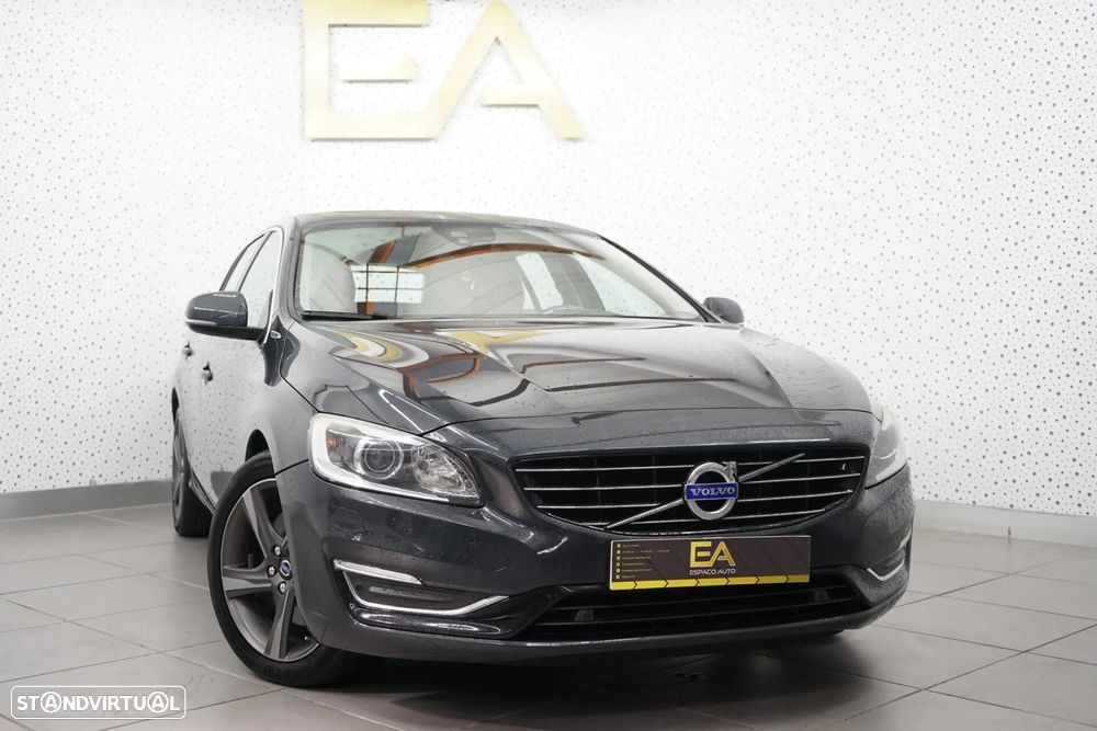 Volvo V60 2.4 D6 Summum AWD Phev - 1