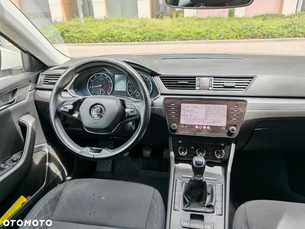 Skoda Superb 1.5 TSI ACT Active - 21