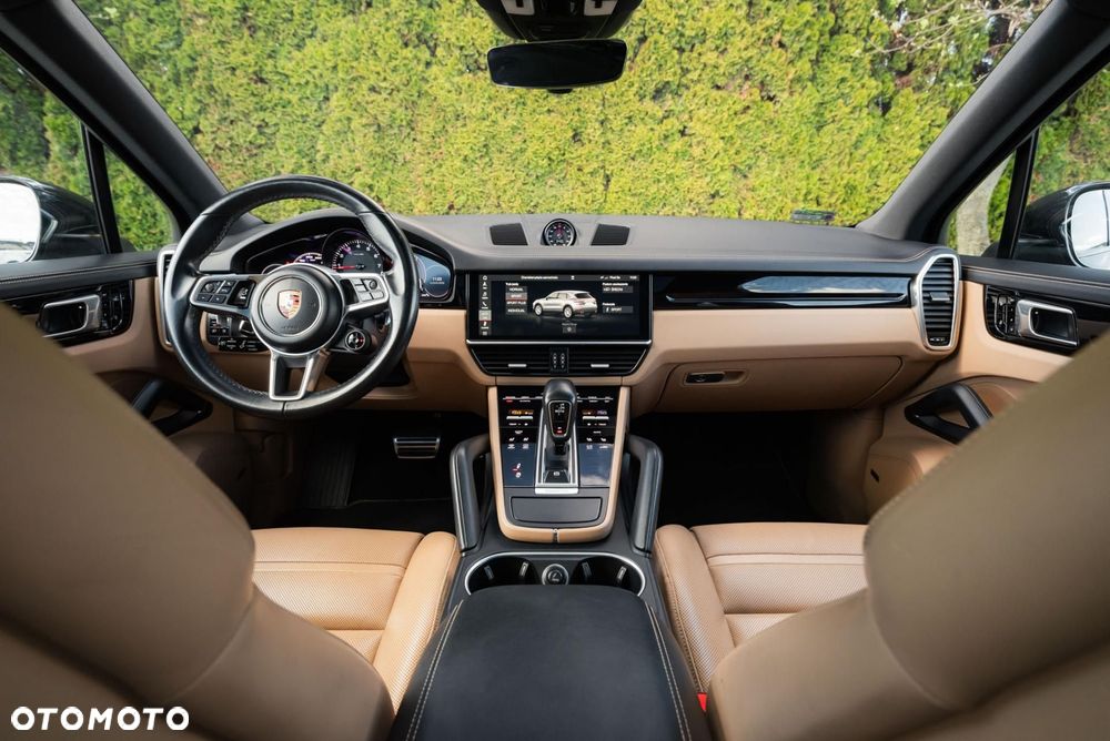 Porsche Cayenne S - 11